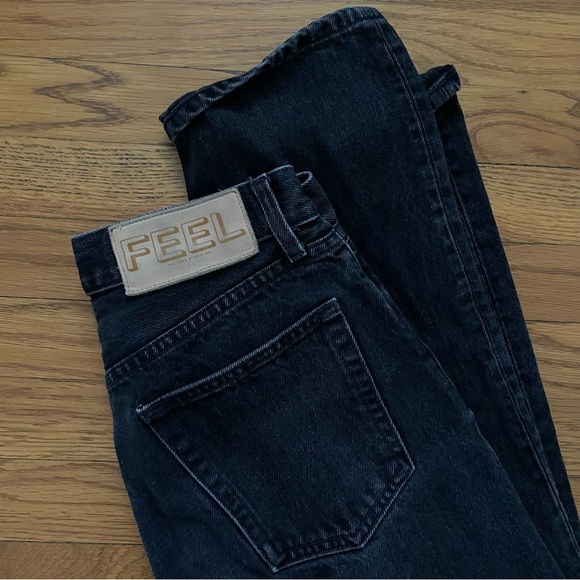 The FEEL Studio Inc black jeans size 26 - Picture 1 of 7